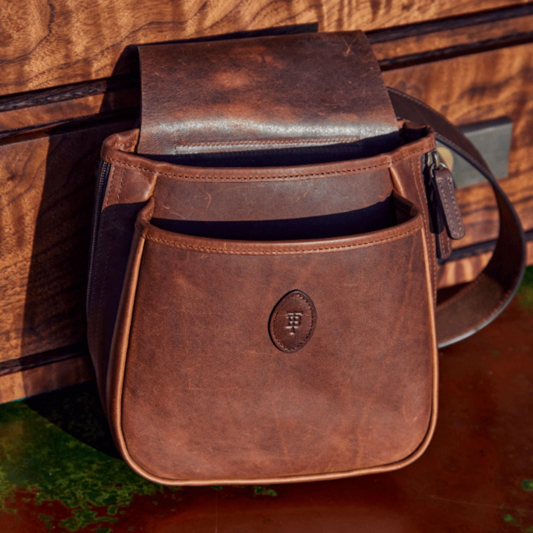 Leather Shell Bag - Image 6