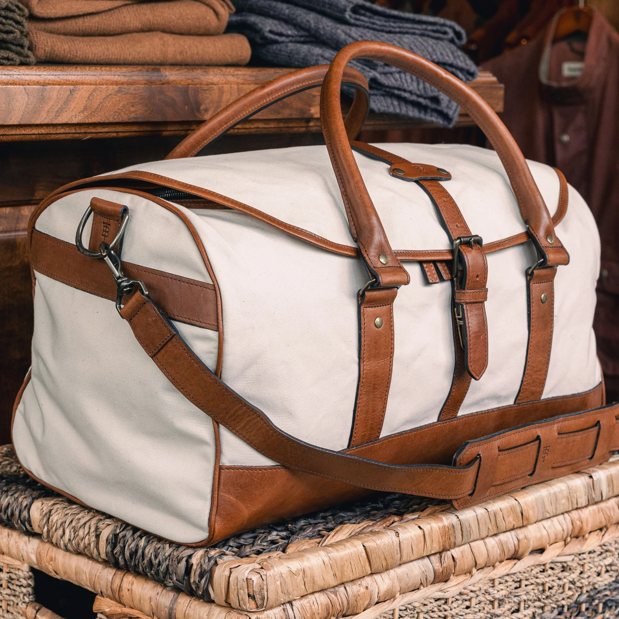 Perdido Canvas Weekender Duffel Bag - Image 7