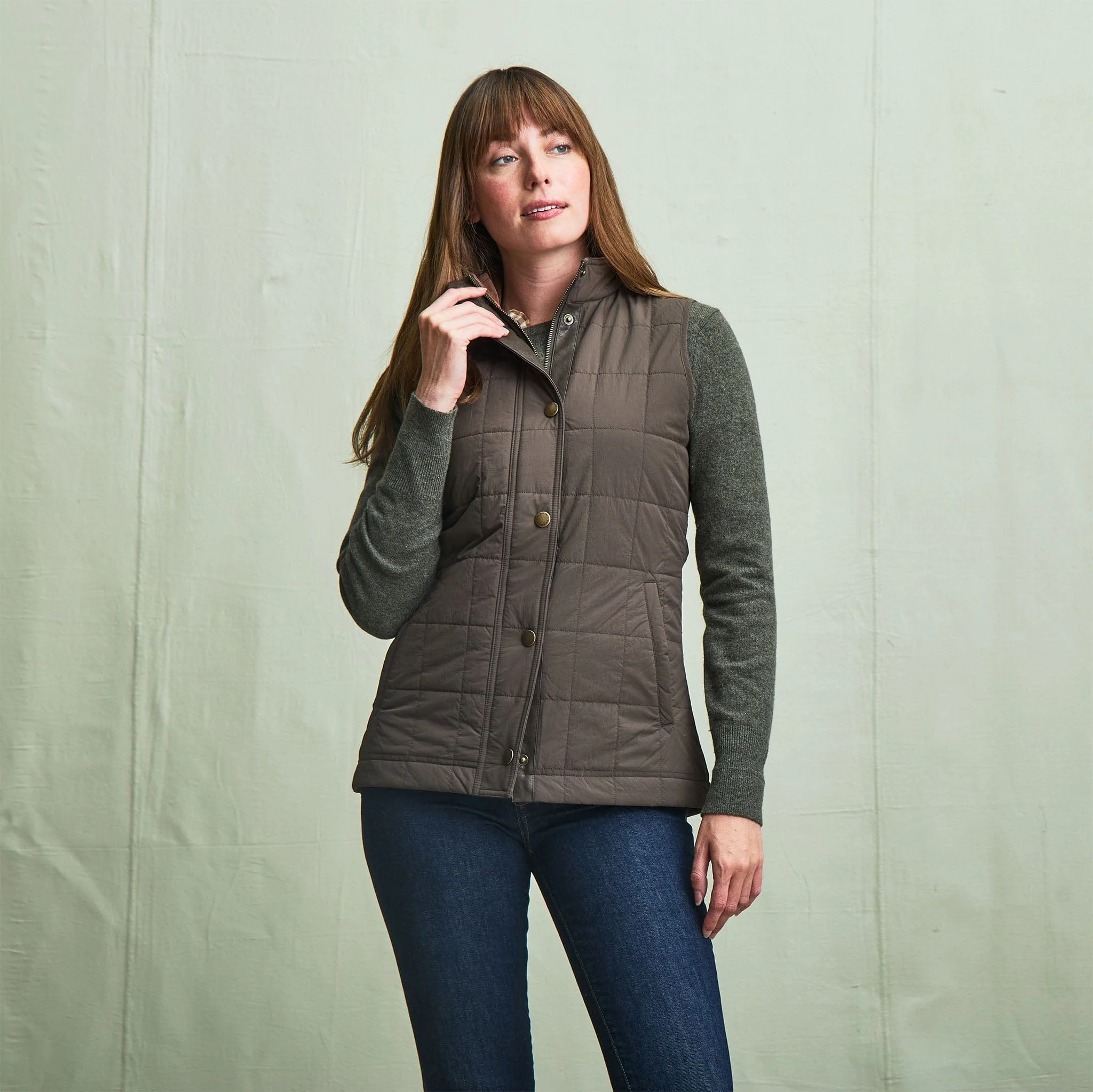 Women's Tyler Quilted Vest - Image 2